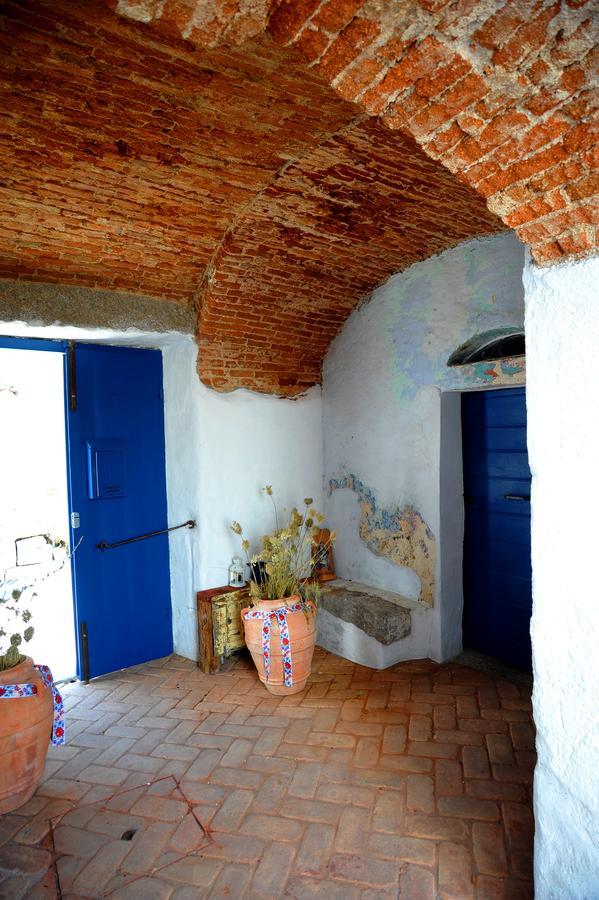 B&B Corte San Lussorio Oliena Exterior photo