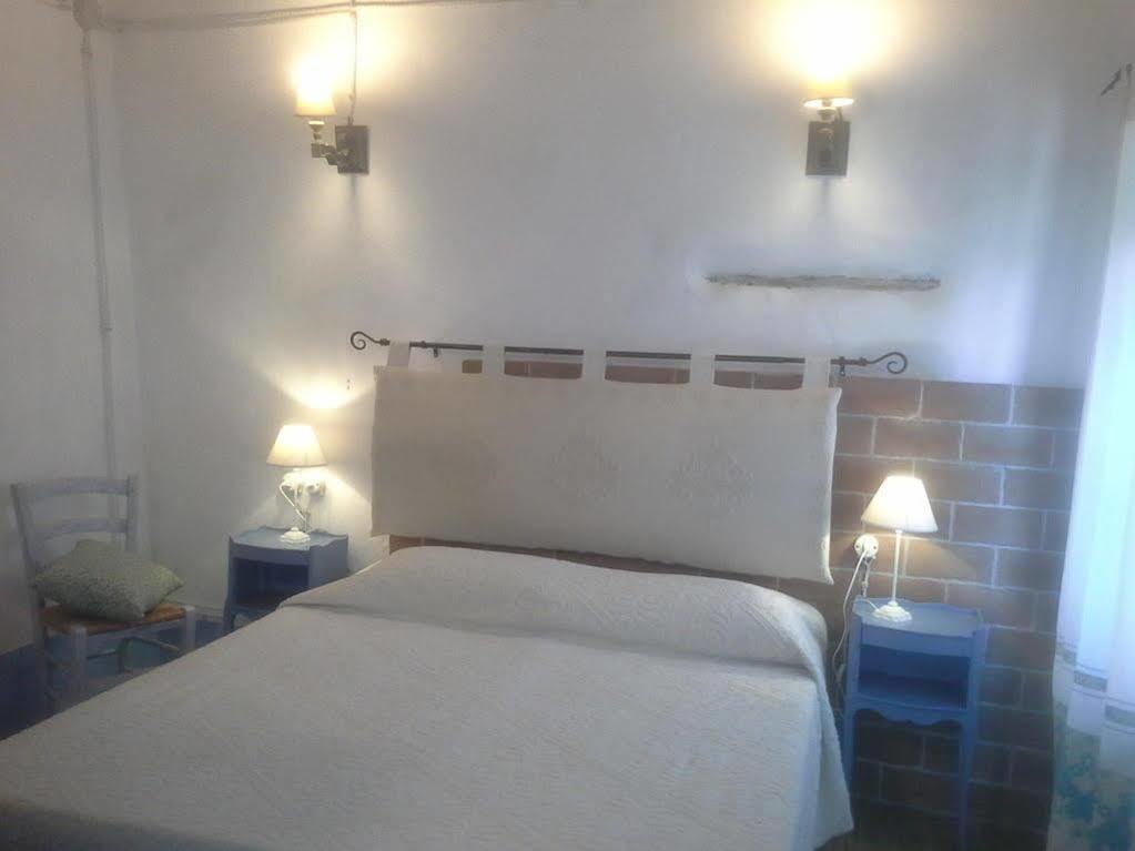 B&B Corte San Lussorio Oliena Exterior photo