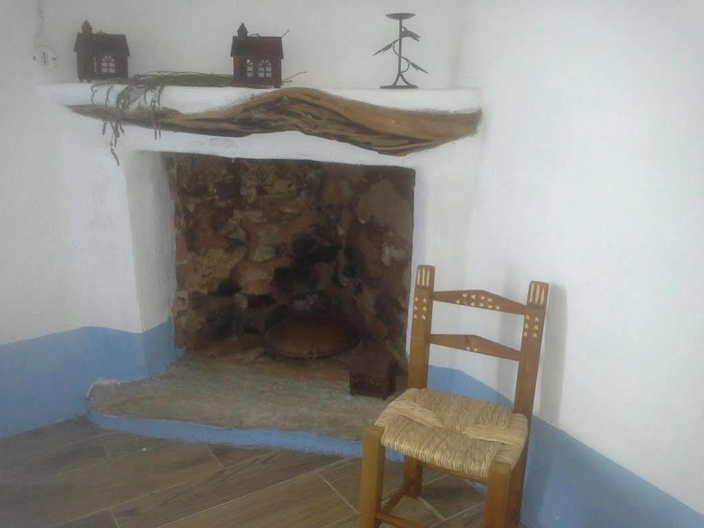 B&B Corte San Lussorio Oliena Exterior photo